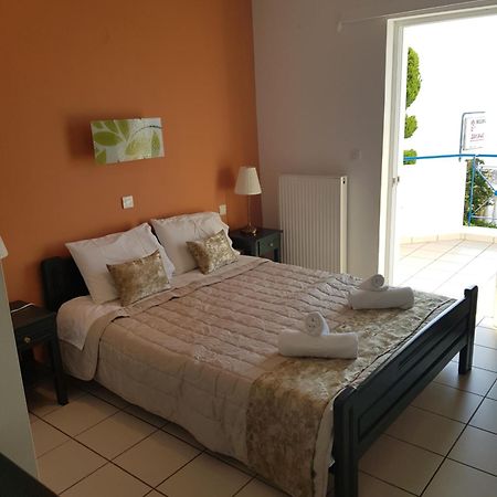 شقة Schinas Apts. Tolofón الغرفة الصورة