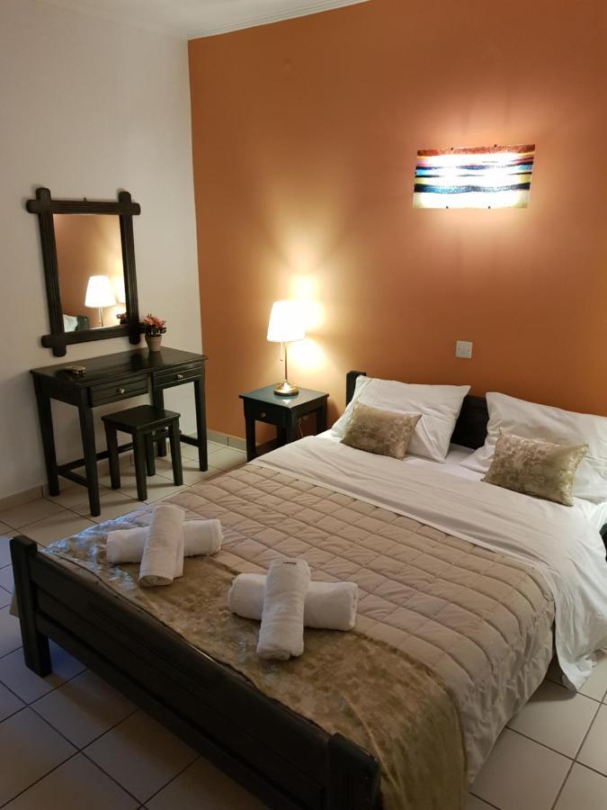 شقة Schinas Apts. Tolofón المظهر الخارجي الصورة